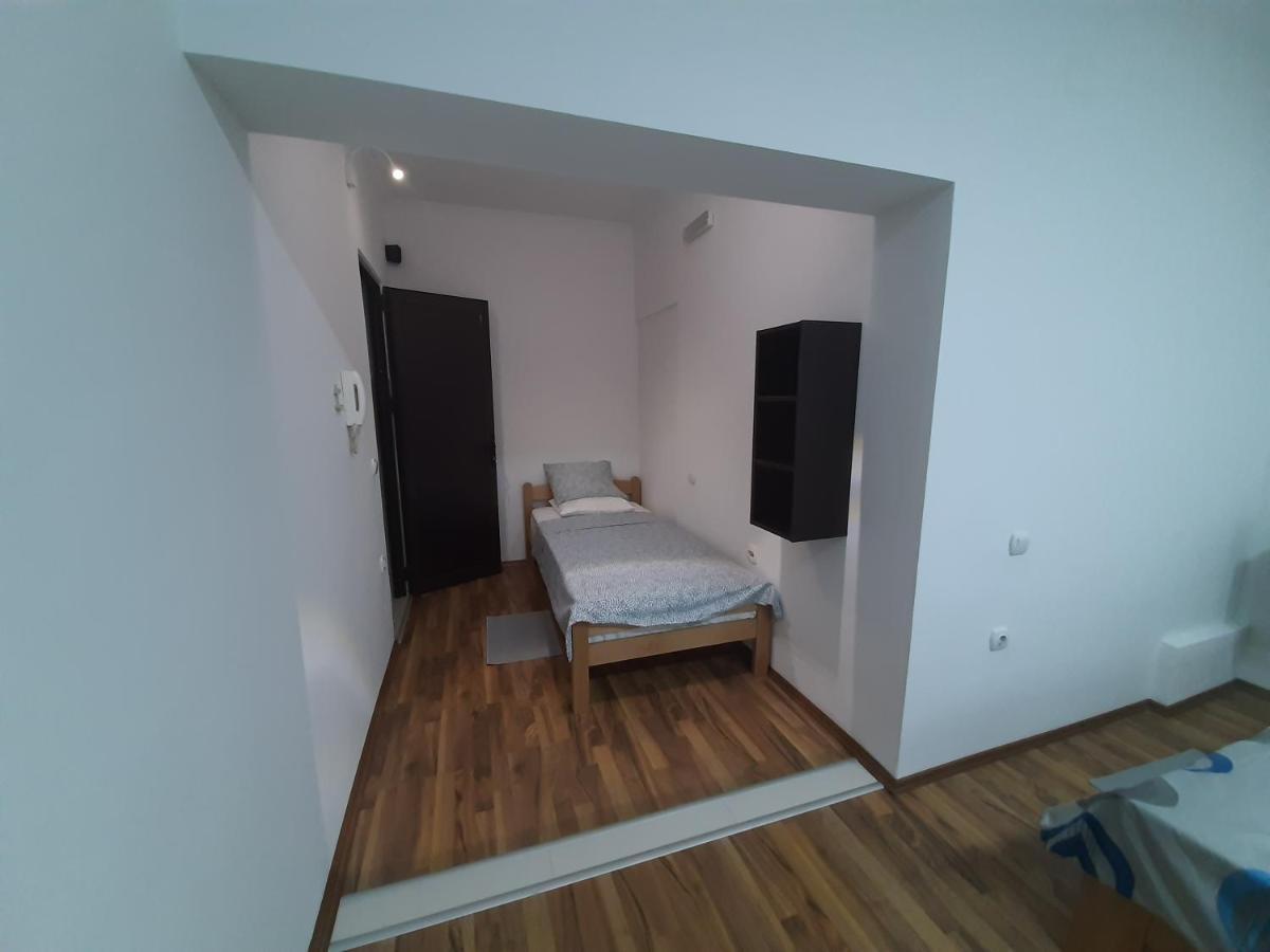 גבגלייה Fiori Apartment מראה חיצוני תמונה